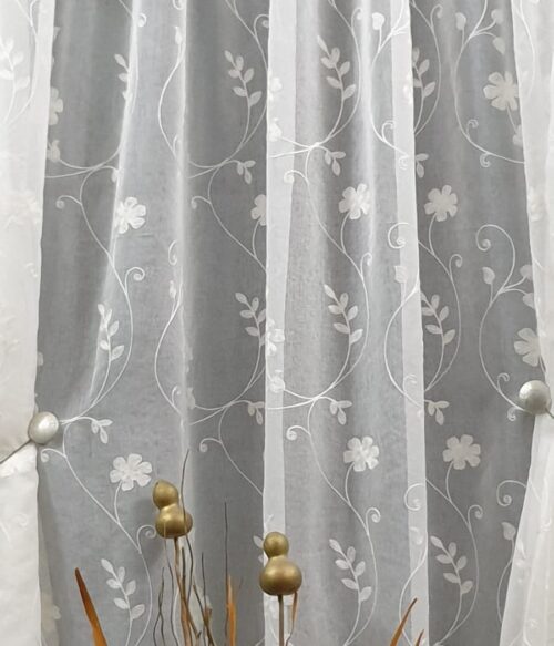 Perdea MASTEL alba brodata model B1 confectionata cu rejansa