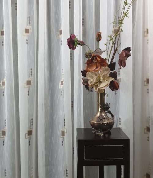 Perdea crem model M5 MASTEL confectionata cu rejansa