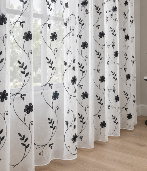 Perdea MASTEL alba cu broderie neagra model B1 confectionata cu rejansa